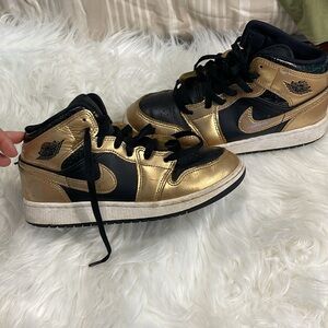 Jordan 1 shoes